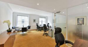 An example of a private office to rent at the luxury office space property St James’s Square with bespoke fitout