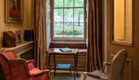 A seating area with exceptional natural light at the private members business club and managed offices in Mayfair